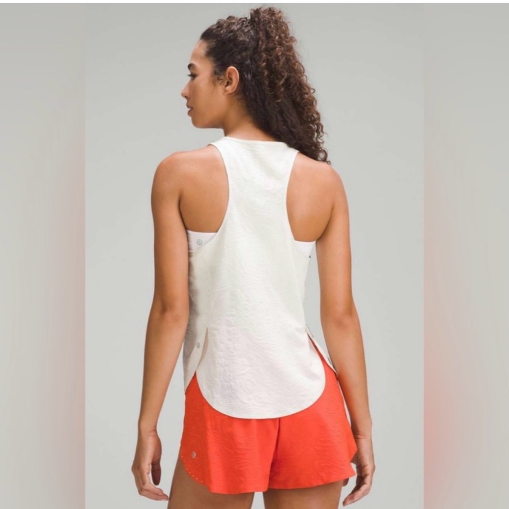 Lululemon Lightweight Stretch Airflow Tank - Picture 3 of 6